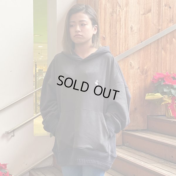 画像12: 【ラストXLのみ】BUDS（バッズ）“HARSH FRUIT LIAR LOOSE HOODIE” (12)