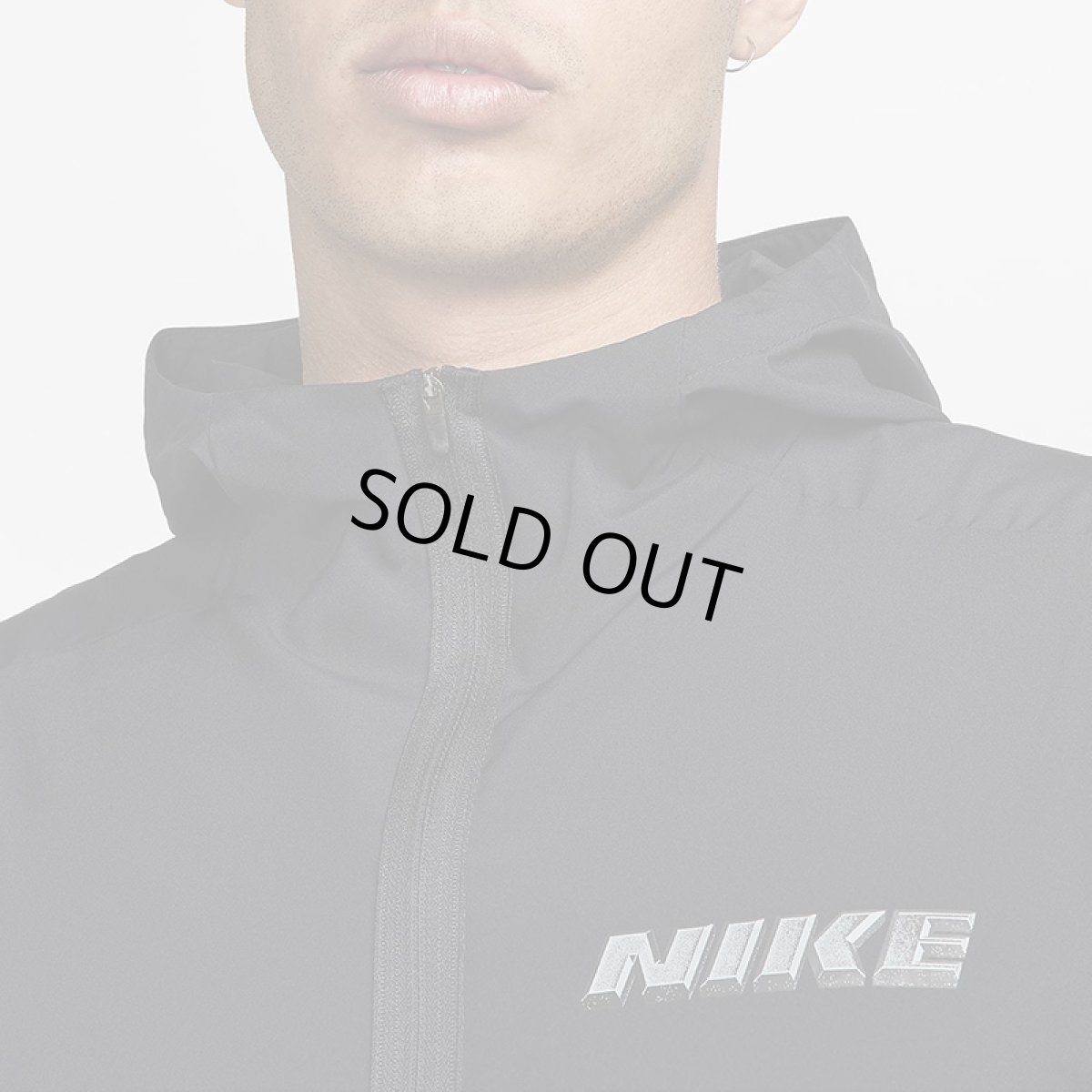画像4: 【半額】NIKE（ナイキ） “ドライフィット フォーム GFX フーディ ジャケット” (4)