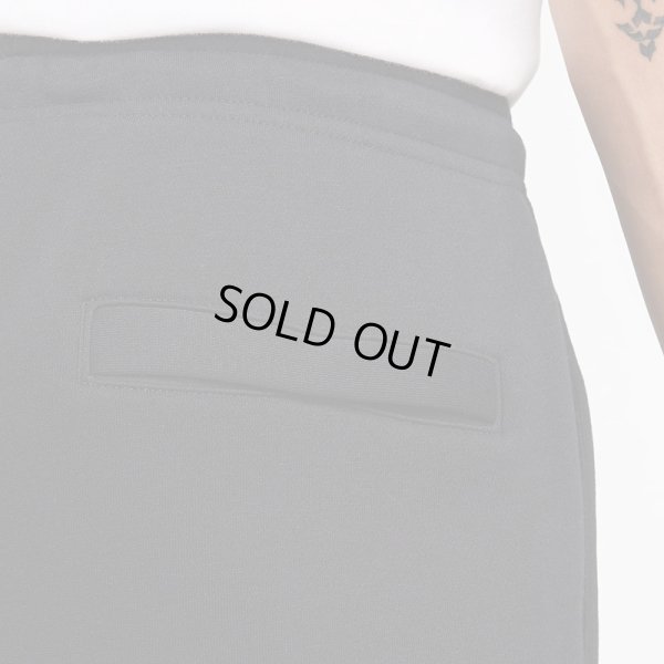 画像4: 【ラストLのみ】NIKE（ナイキ） “CHNL FT ジョガーパンツ” (4)