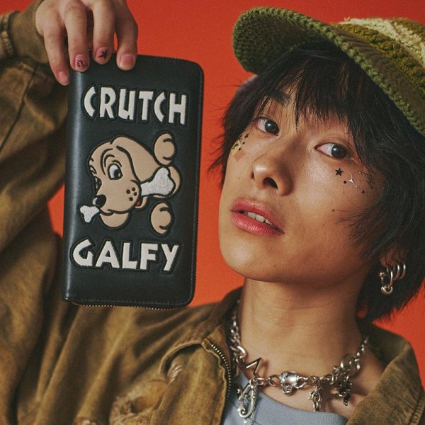 画像1: GALFY(ガルフィー) “わんわん ヤカラ 長財布” (1)