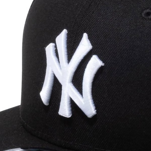 画像4: 【2025.09.19再入荷】NEWERA(ニューエラ)“9FIFTY ニューヨーク・ヤンキース ブラック × ホワイト” (4)