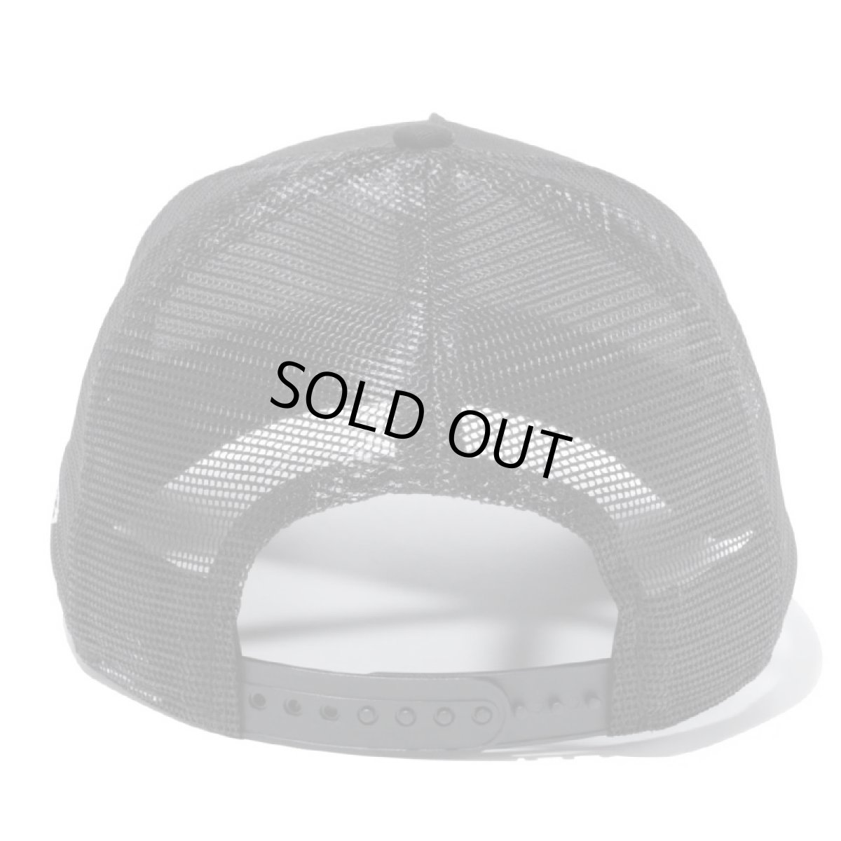 画像2: 【2025.06.05再入荷】NEWERA（ニューエラ）“9FORTY A-Frame トラッカー ニューヨーク・ヤンキース ブラック × ホワイト” (2)