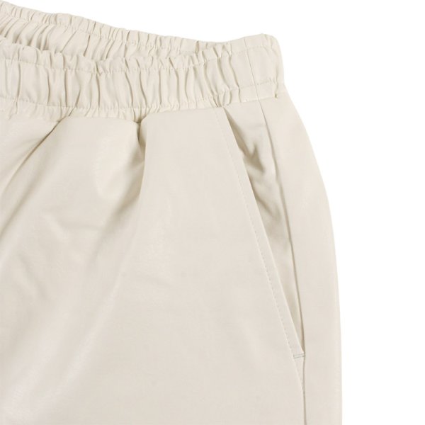 画像4: 【ラストMのみ】FUBU(フブ) “FAUX LEATHER SHORT PANTS” (4)