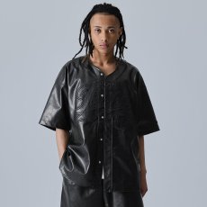 画像14: FUBU（フブ） “FAUX LEATHER BASEBALL SHIRTS” (14)