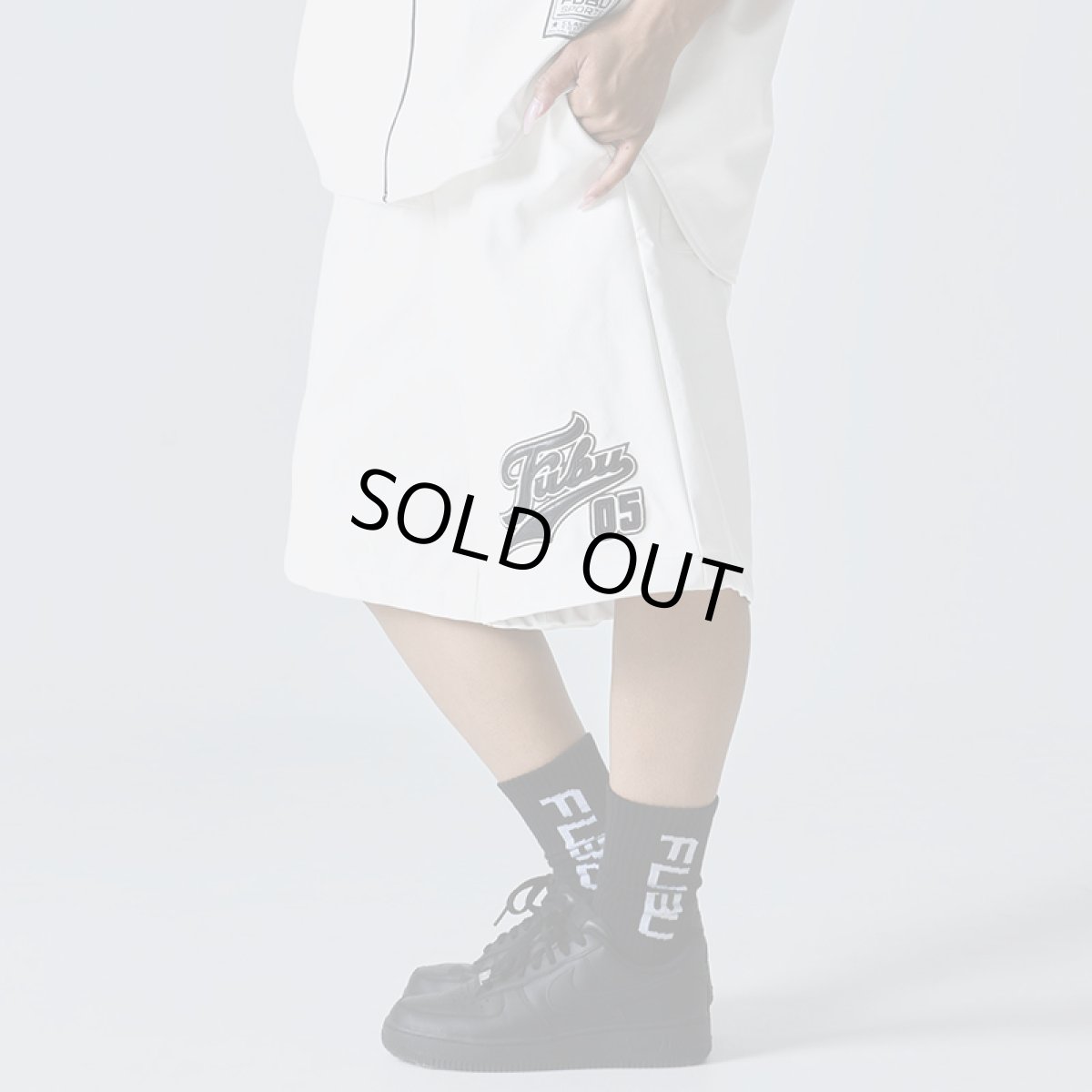 画像15: 【30%OFF】【ラストMのみ】FUBU（フブ） “FAUX LEATHER SHORT PANTS” (15)