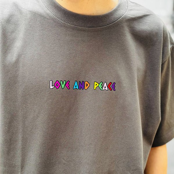 画像10: 【ラストXXLのみ】PeeTee. (ピーティー) “MULTI COLOR LOVE AND PEACE TEE” (10)