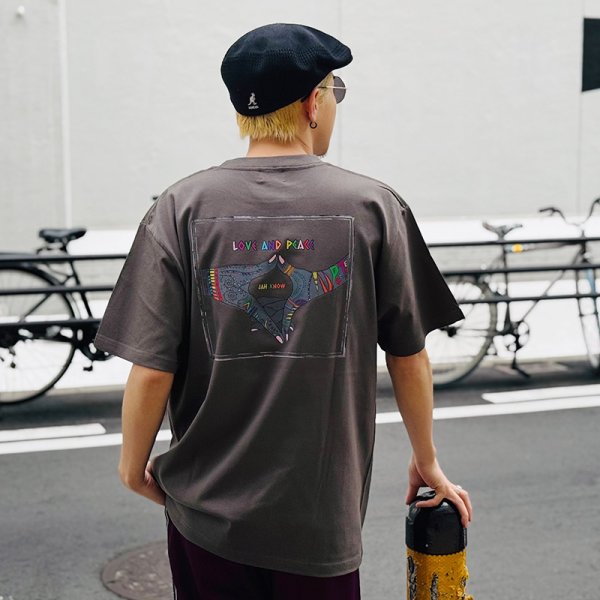 画像9: 【ラストXXLのみ】PeeTee. (ピーティー) “MULTI COLOR LOVE AND PEACE TEE” (9)