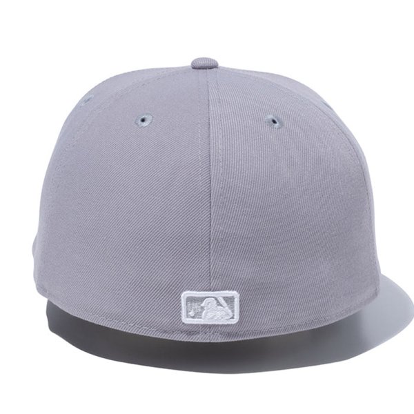 画像2: NEWERA（ニューエラ）“59FIFTY ニューヨーク・ヤンキース グレー × ホワイト” (2)
