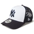 画像1: NEWERA（ニューエラ）“9FORTY A-Frame トラッカー MLB Mesh Embroidery ニューヨーク・ヤンキース ホワイト/ネイビー” (1)