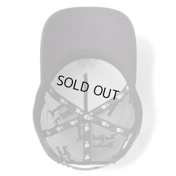 画像4: NEWERA（ニューエラ）“9FORTY A-Frame トラッカー MLB Mesh Embroidery ニューヨーク・ヤンキース ホワイト/ネイビー” (4)