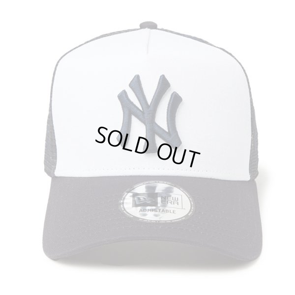 画像2: NEWERA（ニューエラ）“9FORTY A-Frame トラッカー MLB Mesh Embroidery ニューヨーク・ヤンキース ホワイト/ネイビー” (2)