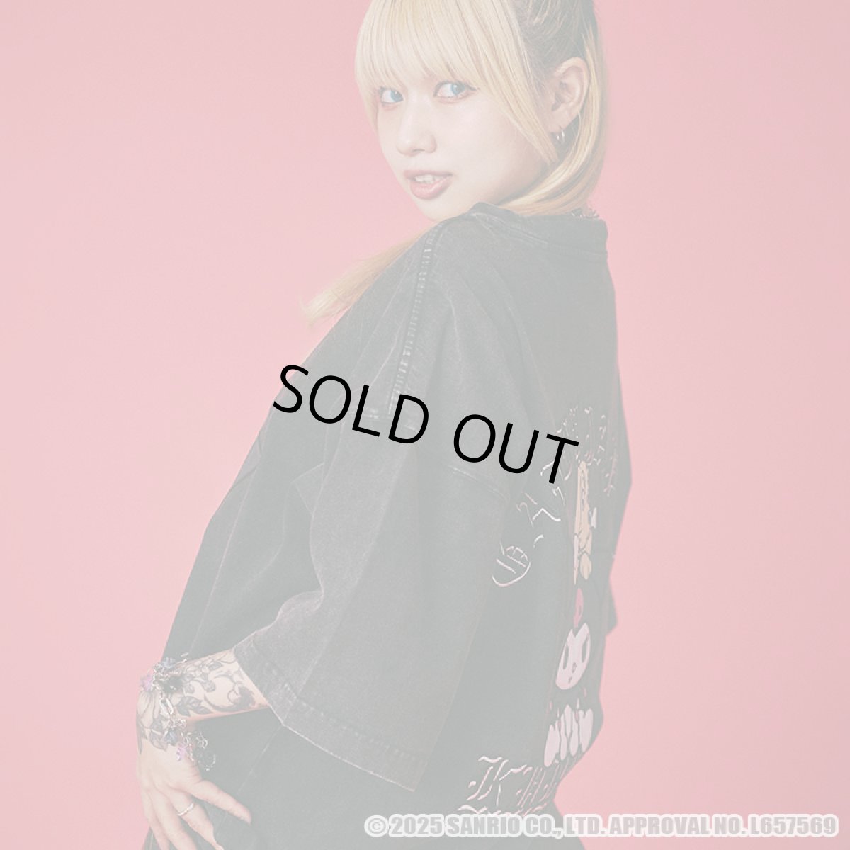 画像15: 【ラスト大型犬（XL）のみ】GALFY(ガルフィー)ｘクロミ “クロミちゃんとGALFYの半袖TEE” (15)