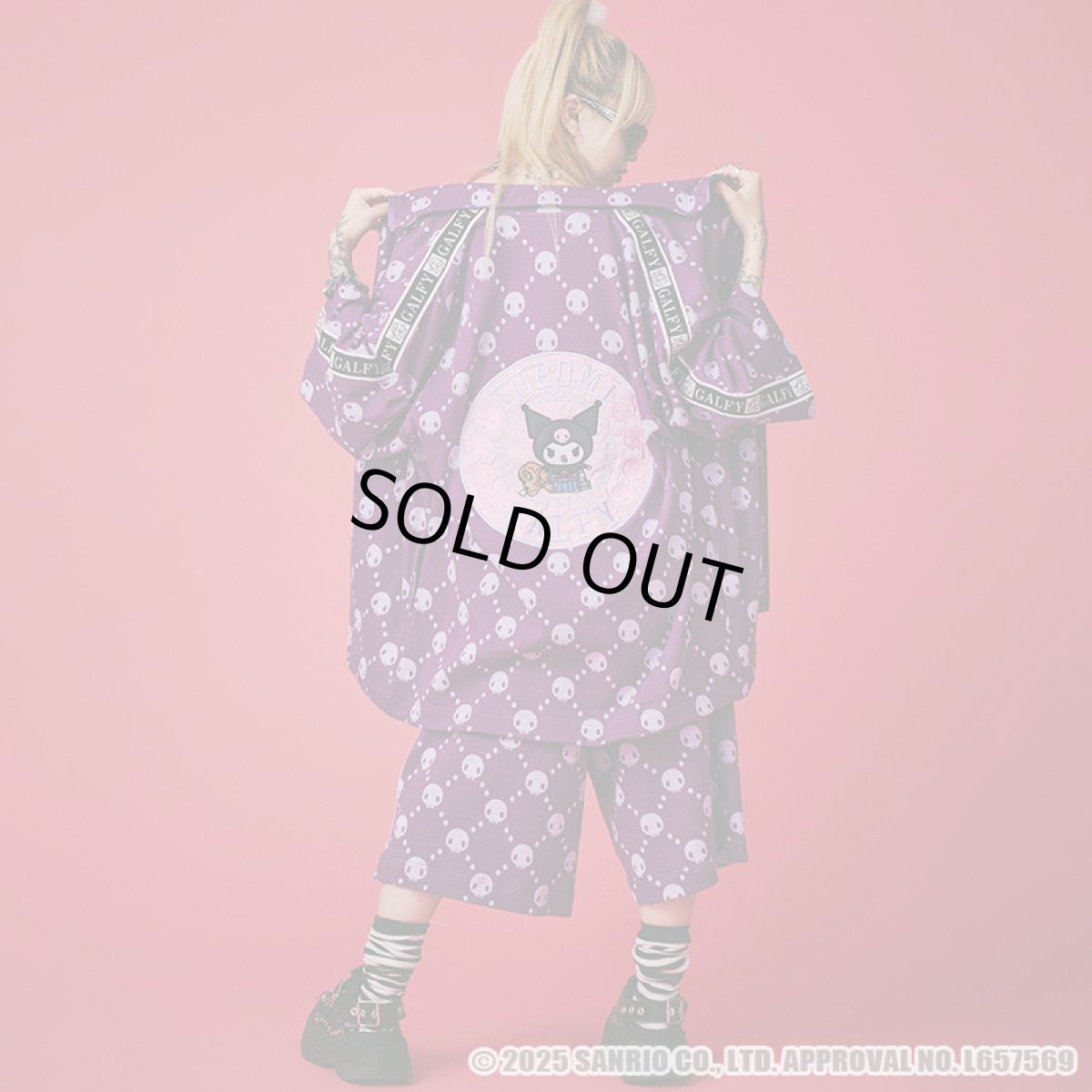 画像1: 【ラスト大型犬（XL）のみ】GALFY(ガルフィー)ｘクロミ “ドクロだらけ夏セットアップ” (1)