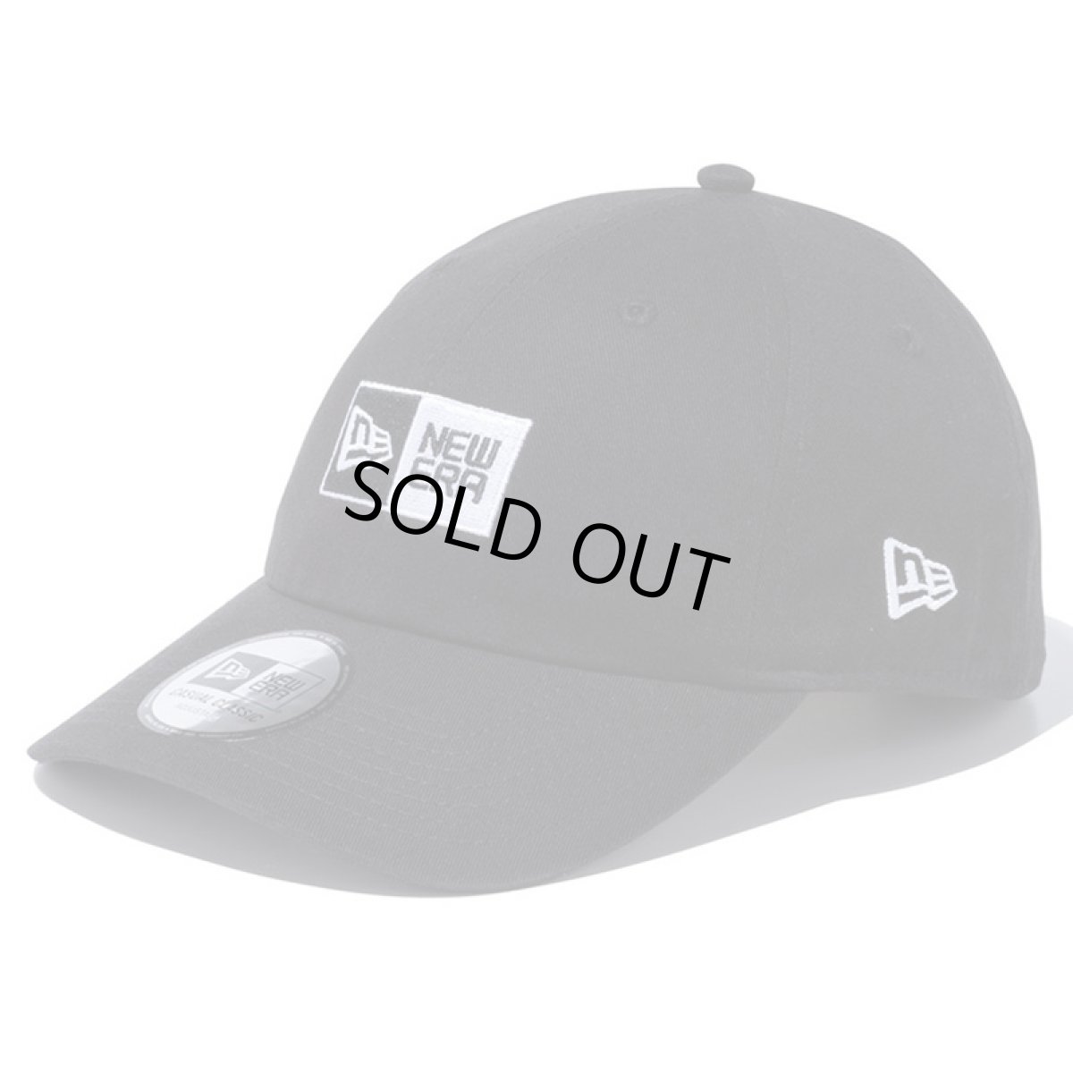 画像1: NEWERA（ニューエラ）“カジュアルクラシック ボックスロゴ ブラック × ホワイト” (1)