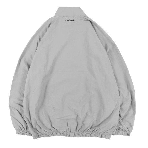 画像2: 【2025.09.26再入荷】KINGSIZE（キングサイズ）“MAIN LOGO NYLON JACKET” (2)