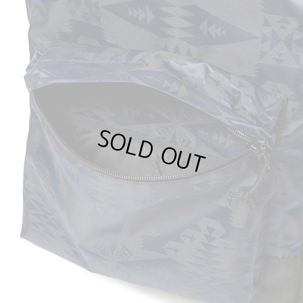 画像6: NEWERA（ニューエラ） “ライトパック 27L Pendleton ペンドルトン ネイビー” (6)