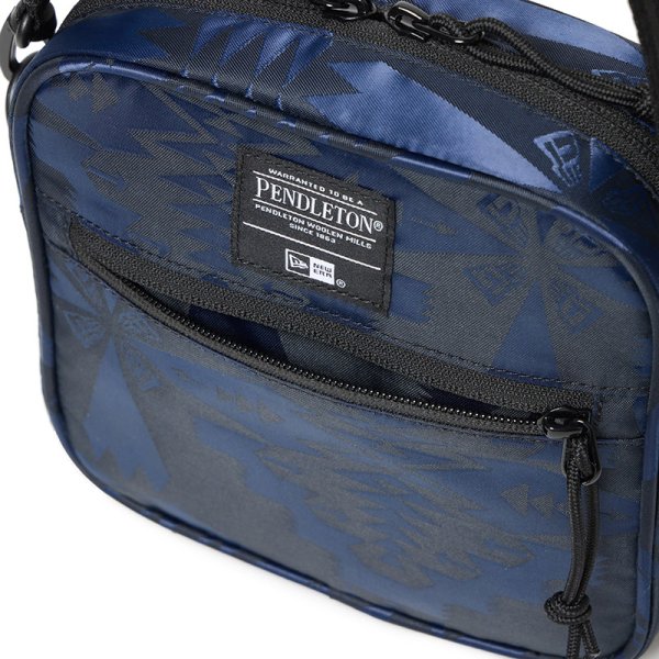 画像6: NEWERA（ニューエラ） “スクエア ショルダーポーチ 1.5L Pendleton ペンドルトン ネイビー” (6)