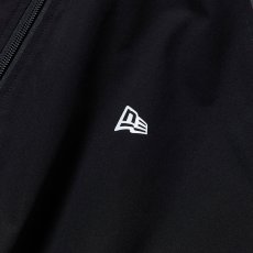 画像5: NEWERA（ニューエラ）“オーバーサイズド パイピング トラックジャケット ブラック/グレー | パフォーマンスアパレル” (5)