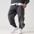 画像1: FUBU（フブ） “NYLON TRACK PANTS/ナイロントラックパンツ” (1)