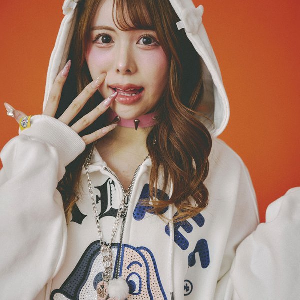 画像1: GALFY(ガルフィー) “光るGALPEEゴーストパーカー” (1)