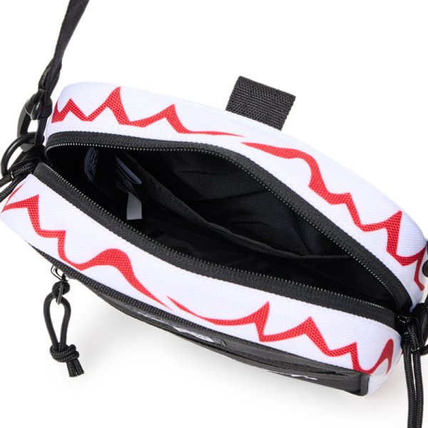 画像12: NEWERA（ニューエラ） “スクエア ショルダーポーチ 1.5L TARO OKAMOTO 岡本太郎” (12)