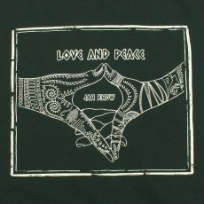 画像4: PeeTee. (ピーティー) “LOVE AND PEACE LIGHT HOODIE” (4)