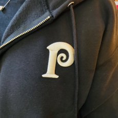 画像13: PeeTee. (ピーティー) “PEE LOGO BOX ZIP HOODIE” (13)