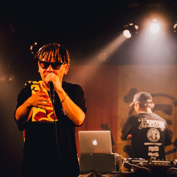 画像9: KINGSIZE（キングサイズ）x EXPRESS “もぐらのワンマン2025 TOUR TEE” (9)