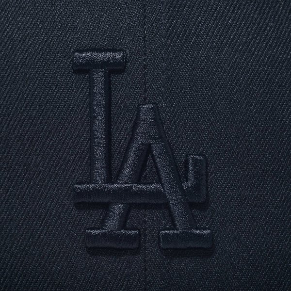 画像4: NEWERA（ニューエラ）“59FIFTY ロサンゼルス・ドジャース ブラック × ブラック” (4)