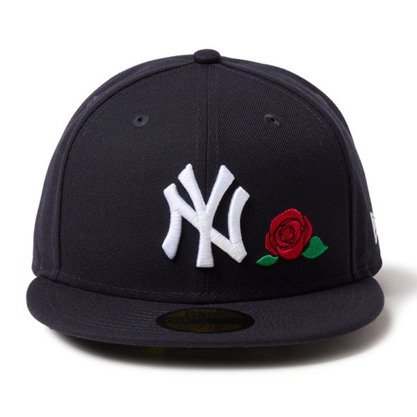 画像2: NEWERA（ニューエラ）“59FIFTY With Rose ニューヨーク・ヤンキース ネイビー” (2)