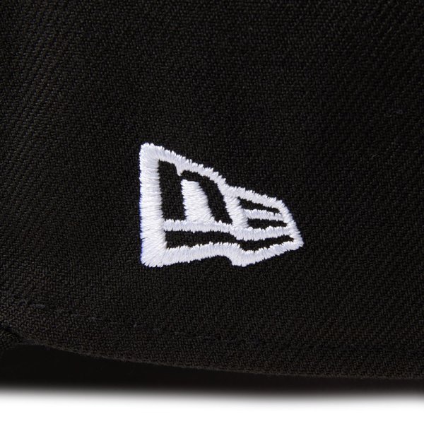画像6: NEWERA（ニューエラ）“59FIFTY PlayStation プレイステーション ファミリーマーク マルチカラー ブラック” (6)