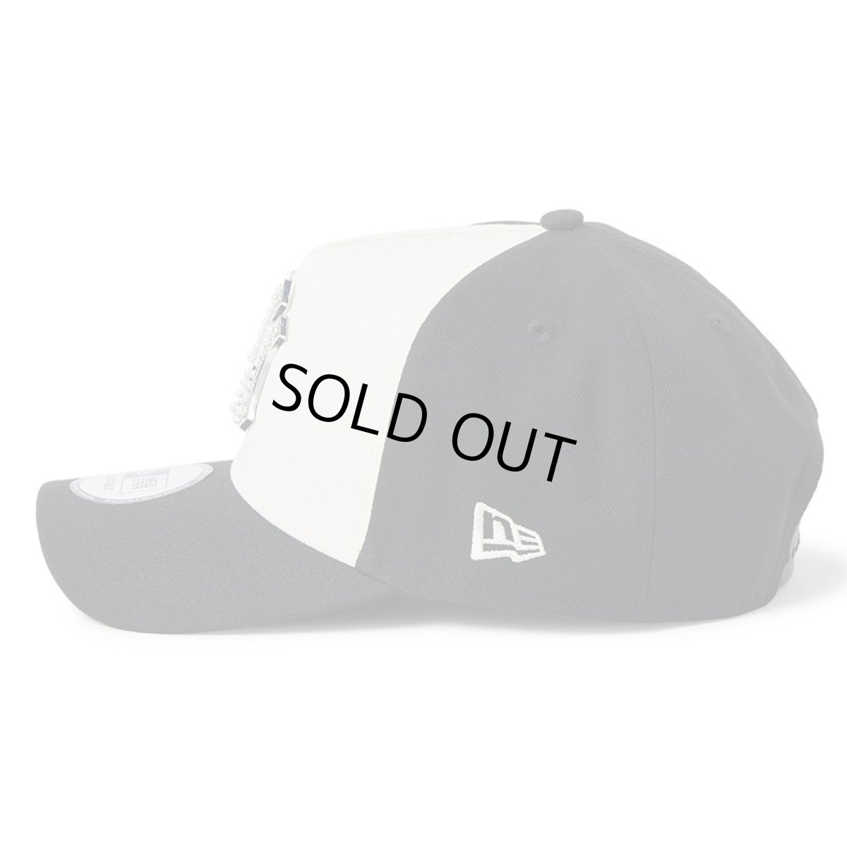 画像5: NEWERA（ニューエラ）“9FORTY A-Frame MLB パール バッジ Pearl Badge ニューヨーク・ヤンキース ブラック/クロームホワイト” (5)