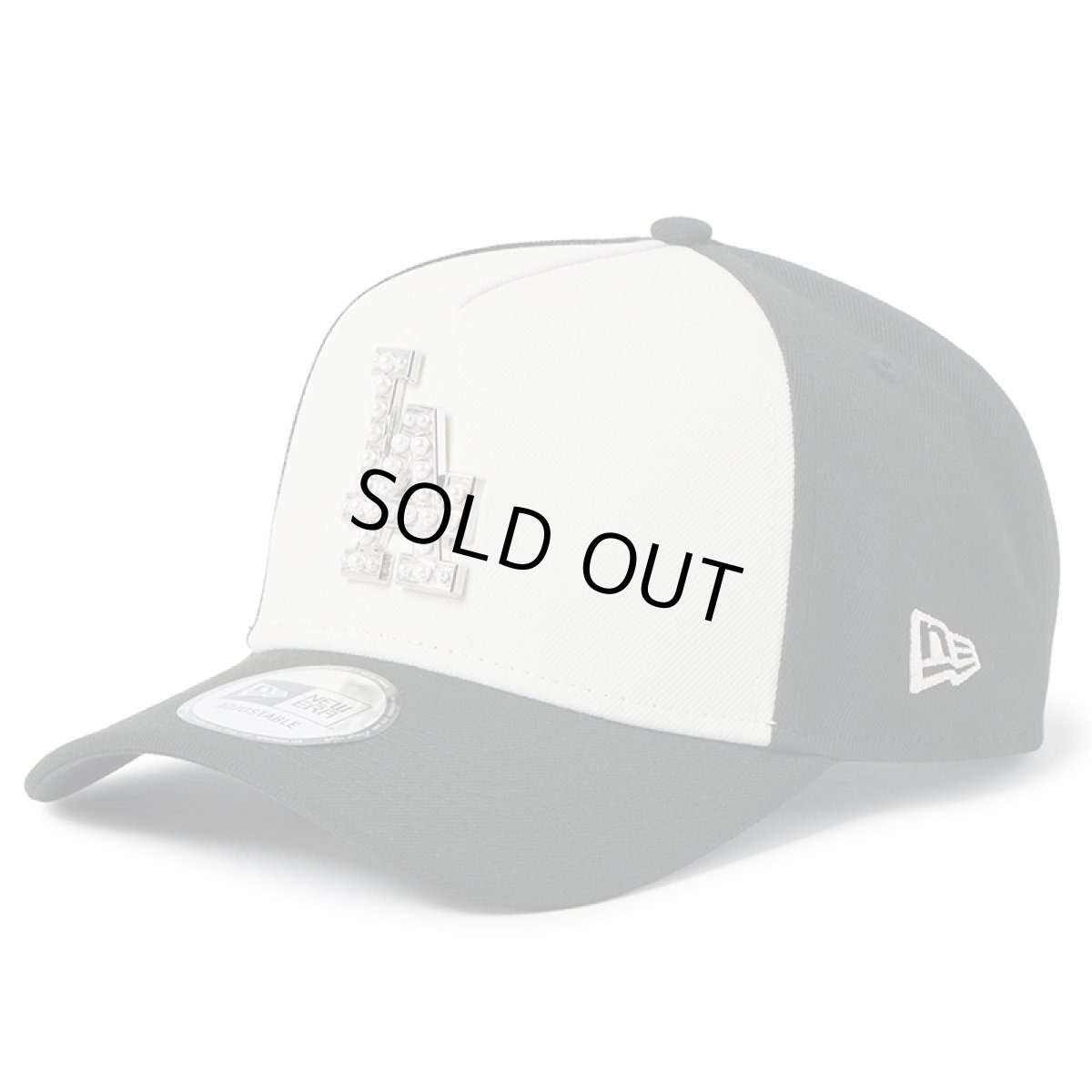 画像1: NEWERA（ニューエラ）“9FORTY A-Frame MLB パール バッジ Pearl Badge ロサンゼルス・ドジャース ブラック/クロームホワイト” (1)