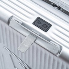 画像12: NEWERA（ニューエラ） “Wheel Carry Case 60-66L キャリーケース MEDIUM シルバー” (12)