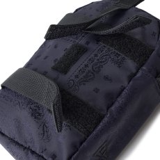 画像12: NEWERA（ニューエラ） “ショルダーポーチ 1.7L ネイビーペイズリー” (12)
