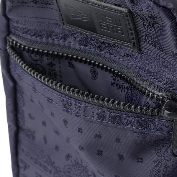 画像7: NEWERA（ニューエラ） “ショルダーポーチ 1.7L ネイビーペイズリー” (7)