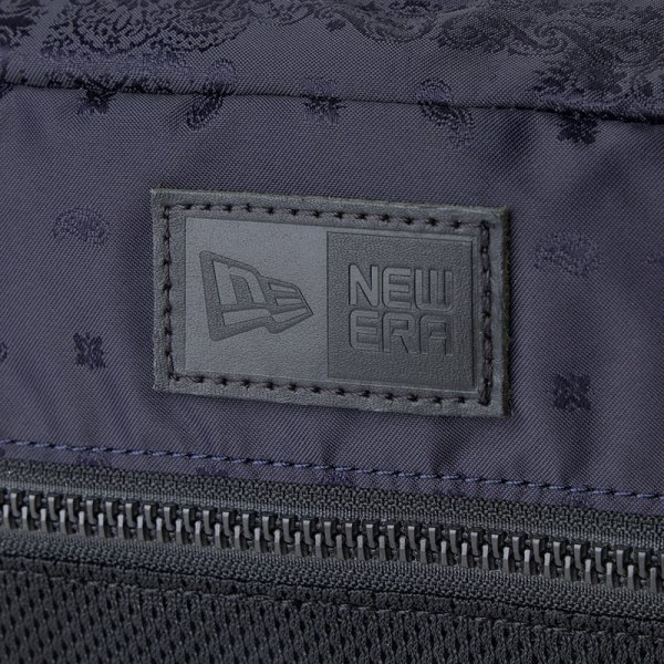 画像6: NEWERA（ニューエラ） “ショルダーポーチ ラージ 2L ネイビーペイズリー” (6)