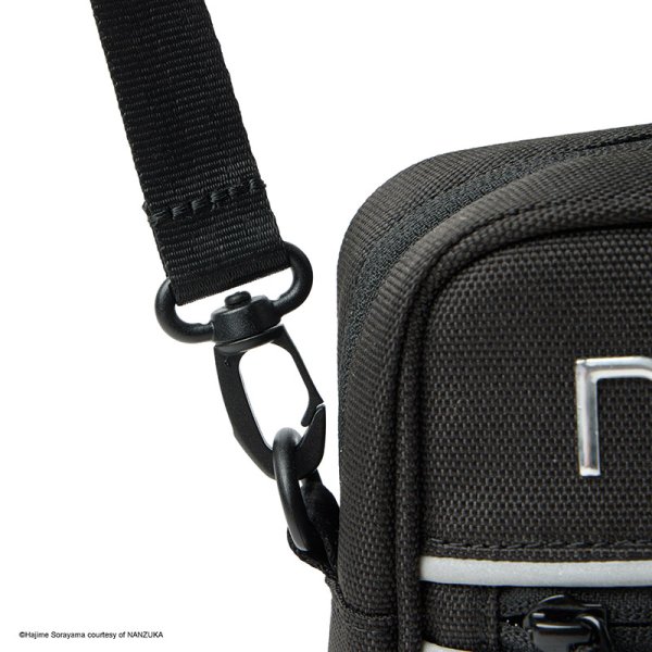 画像9: NEWERA（ニューエラ） “スクエア ショルダーポーチ 1.5L HAJIME SORAYAMA TPUロゴ ブラック” (9)