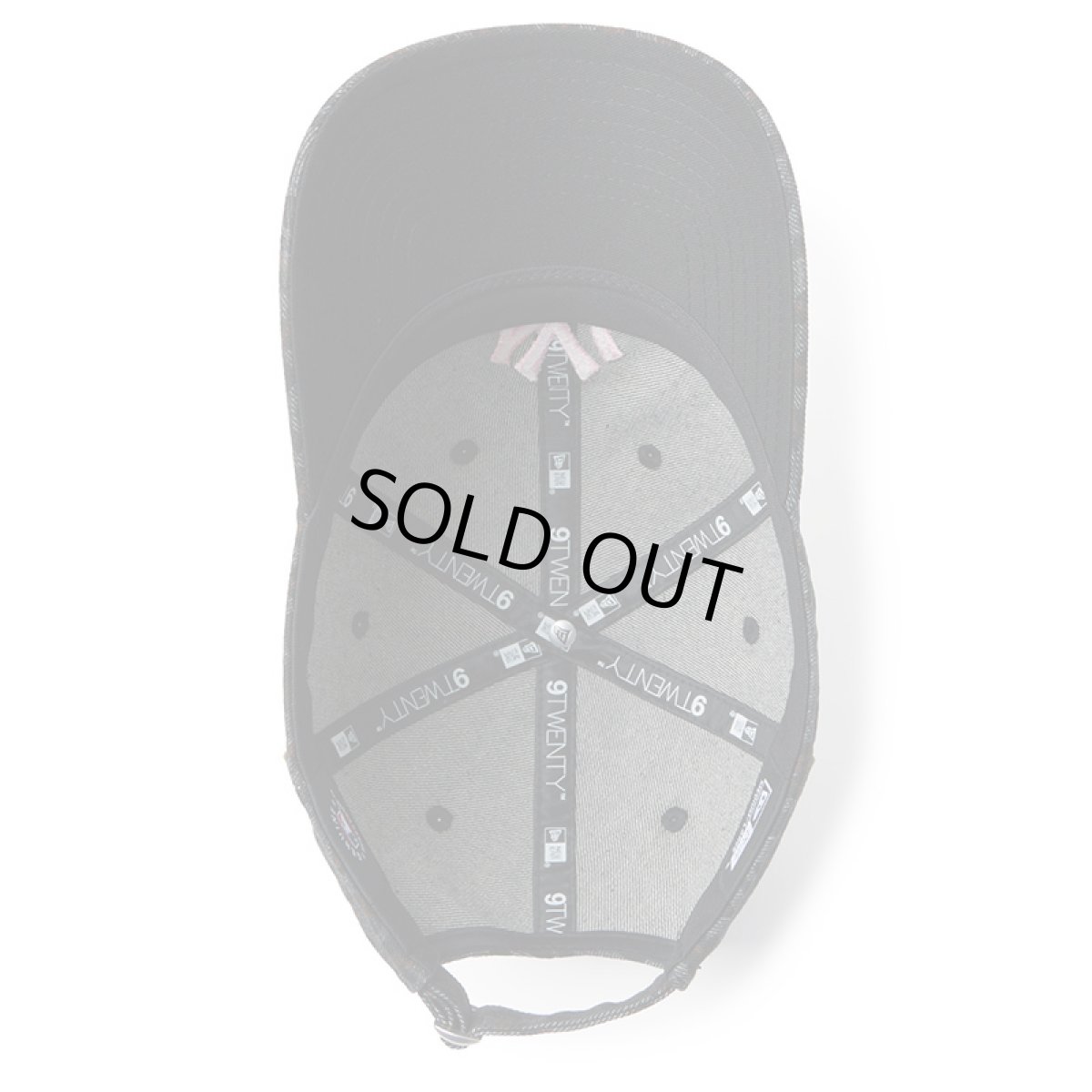 画像7: NEWERA（ニューエラ）“9TWENTY Leopard ニューヨーク・ヤンキース ブラック ピンク” (7)