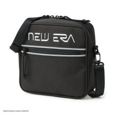 画像1: NEWERA（ニューエラ） “スクエア ショルダーポーチ 1.5L HAJIME SORAYAMA TPUロゴ ブラック” (1)