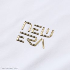 画像4: NEWERA（ニューエラ）“半袖 オーバーサイズド コットン Tシャツ HAJIME SORAYAMA ロサンゼルス・ドジャース TPU+グリッタープリント ホワイト” (4)