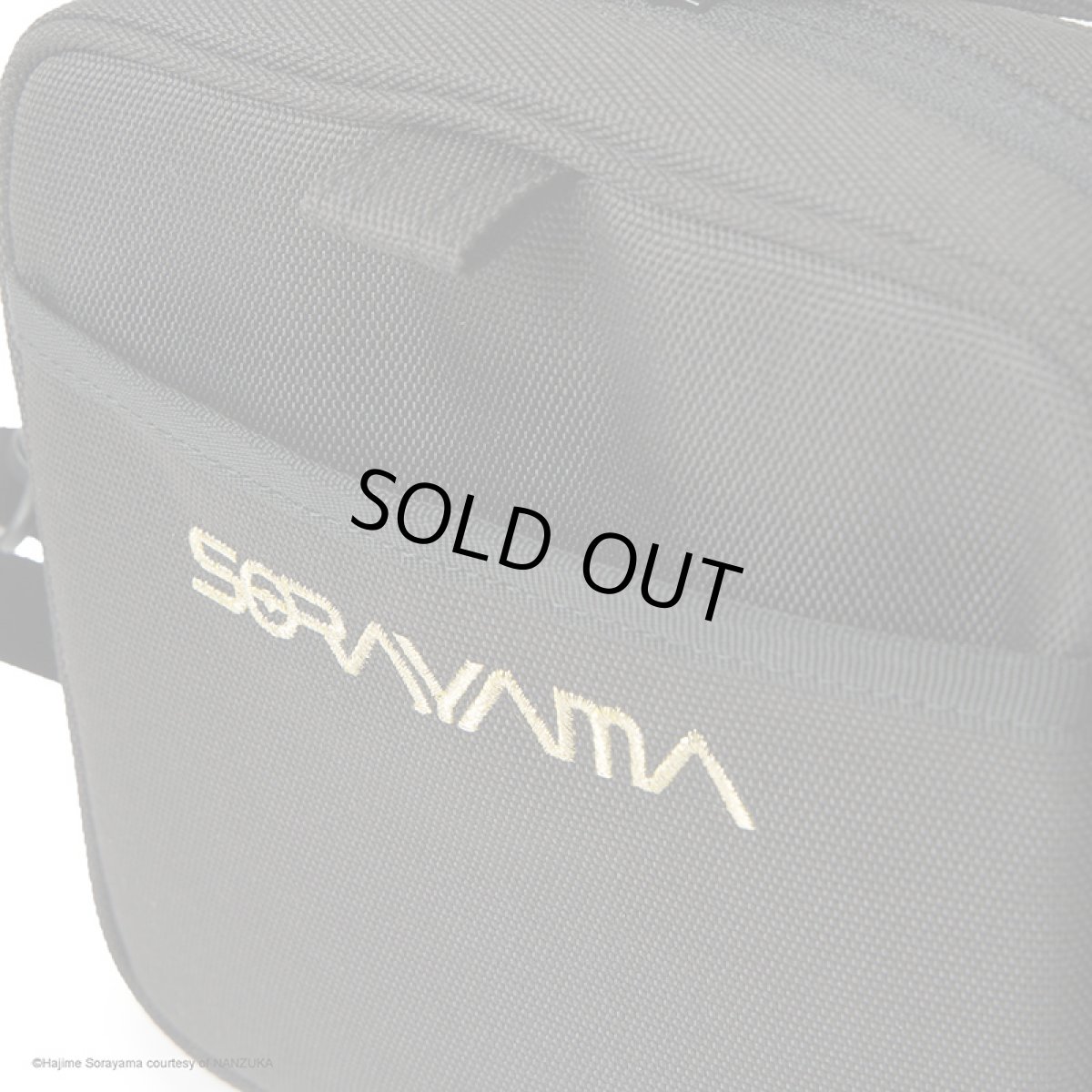 画像7: NEWERA（ニューエラ） “スクエア ショルダーポーチ 1.5L HAJIME SORAYAMA TPUロゴ ブラック” (7)
