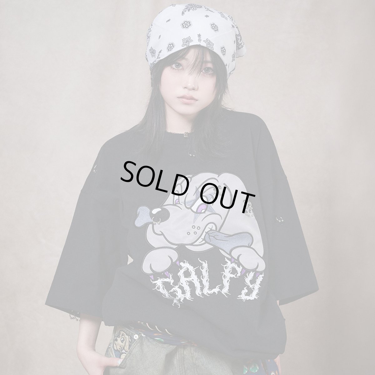画像1: GALFY(ガルフィー) “バチバチピアスTee” (1)