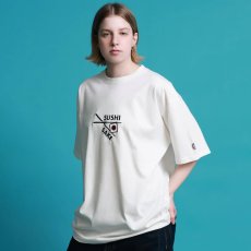 画像15: 【2026.04.15再入荷】YOIDORE (ヨイドレ) “寿司と酒 TEE” (15)