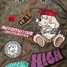 画像9: GALFY(ガルフィー) “ワッペンだらけでハイになってるTシャツ” (9)