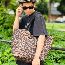 画像11: KINGSIZE（キングサイズ）“JAMAICA MOB LEOPARD TOTE BAG” (11)