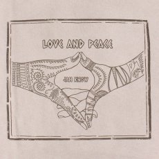 画像4: PeeTee. (ピーティー) “LOVE AND PEACE VINTAGE TEE” (4)