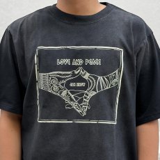 画像9: PeeTee. (ピーティー) “LOVE AND PEACE VINTAGE TEE” (9)