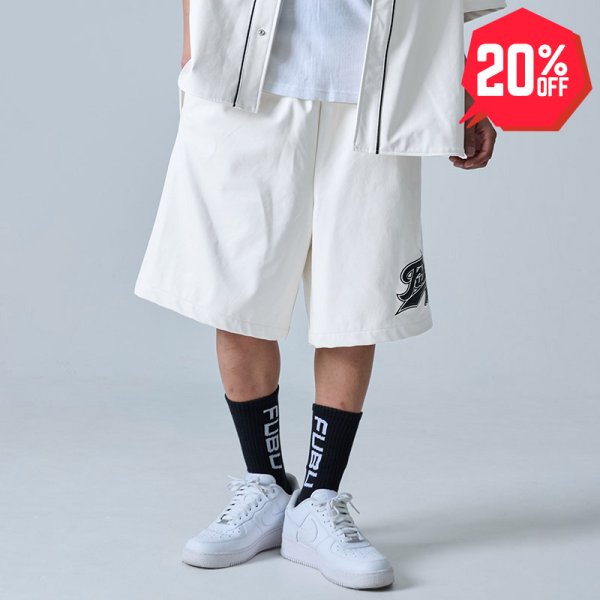 画像1: 【20%OFF】FUBU（フブ） “FAUX LEATHER SHORT PANTS” (1)