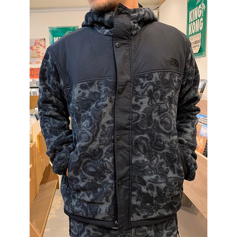 THE NORTH FACE 94レイジクラシックフリースジャケット